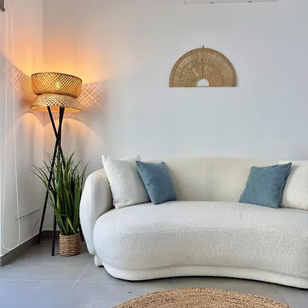 Modern Comfortable In The Center 公寓 *