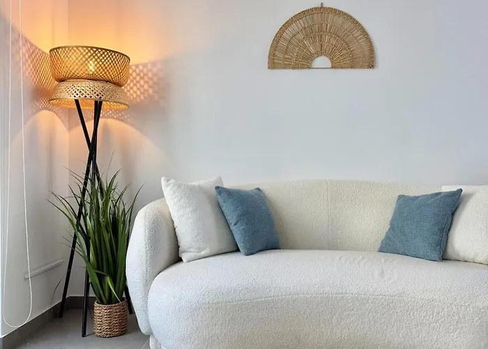 Modern Comfortable In The Center Appartamento *